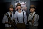 Fotografía de Ángel Rodríguez, Aitor Arozamena y Antonio Ajenjo en photocall del Teatro Alfil en Madrid